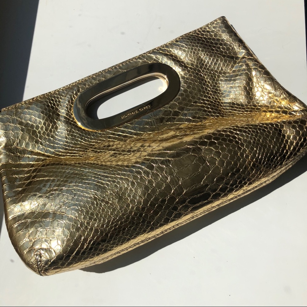 Michael Michael Kors Gold Berkeley Clutch. - Picture 2 of 8